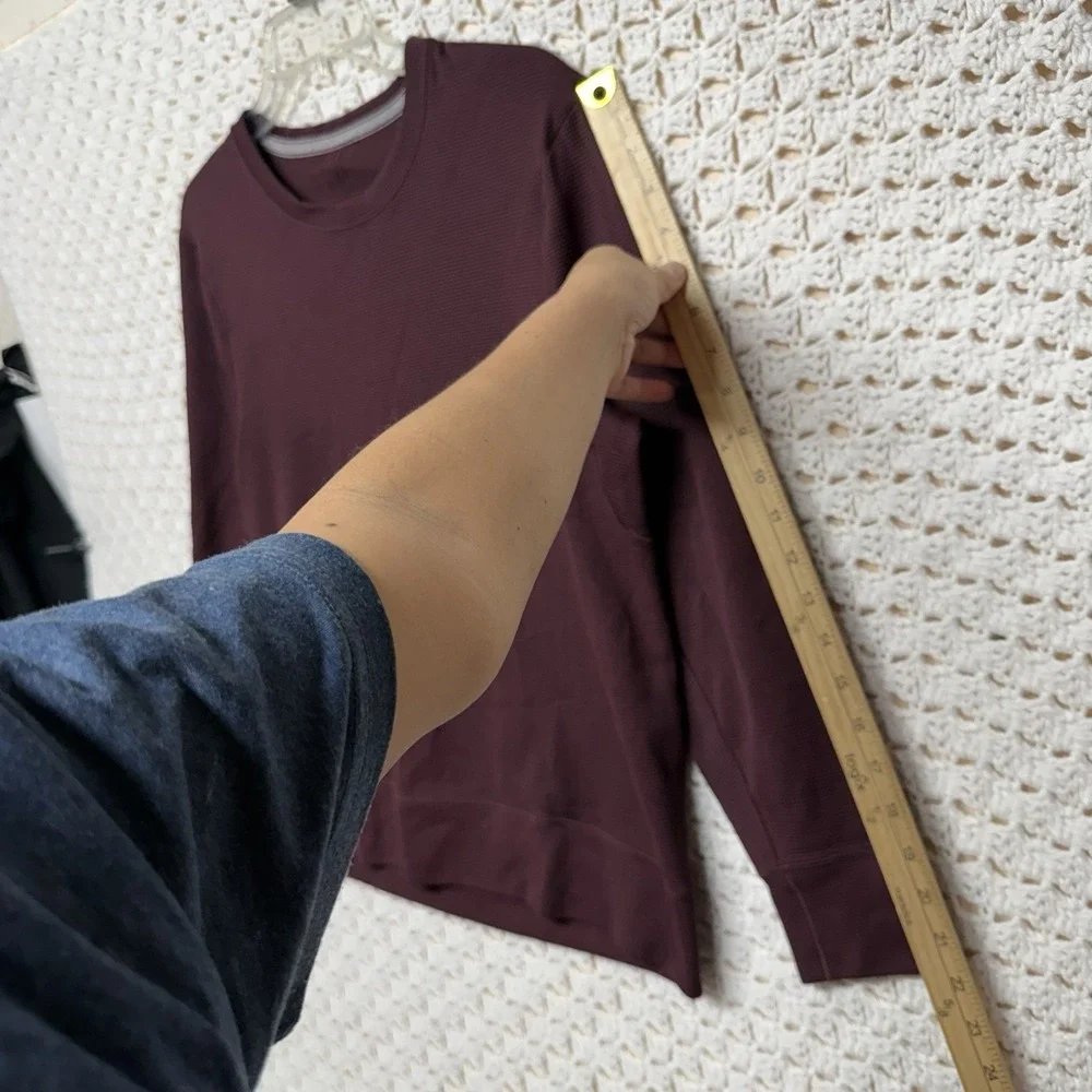 lululemon athletica featuring neck
